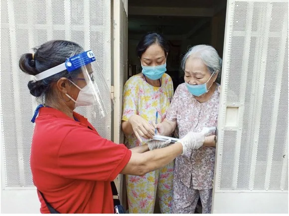 Hỗ trợ người yếu thế trong Tháng Nhân đạo năm 2022