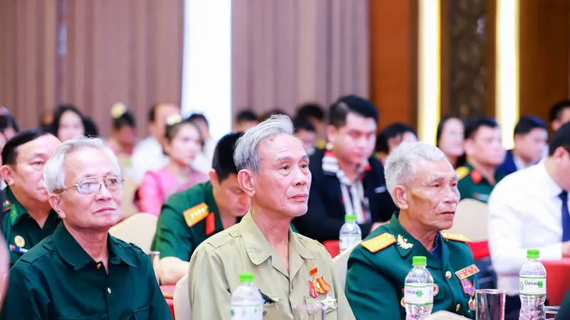 Các nhân chứng từng tham gia chiến dịch phòng ngự Cánh đồng Chum - Xiêng Khoảng