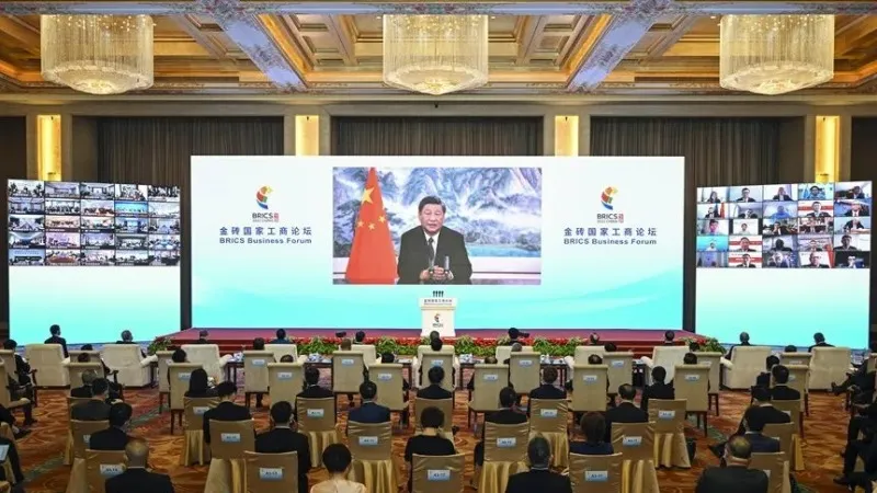 Tổng Bí thư, Chủ tịch Trung Quốc Tập Cận Bình phát biểu tại lễ khai mạc Diễn đàn Doanh nghiệp BRICS ngày 23-6. Ảnh: Tân Hoa Xã