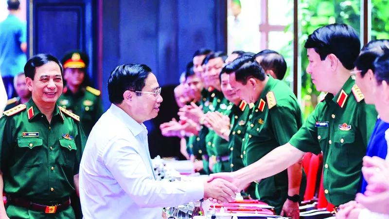 Thủ tướng Phạm Minh Chính với các đại biểu dự hội nghị. Ảnh: VIẾT CHUNG