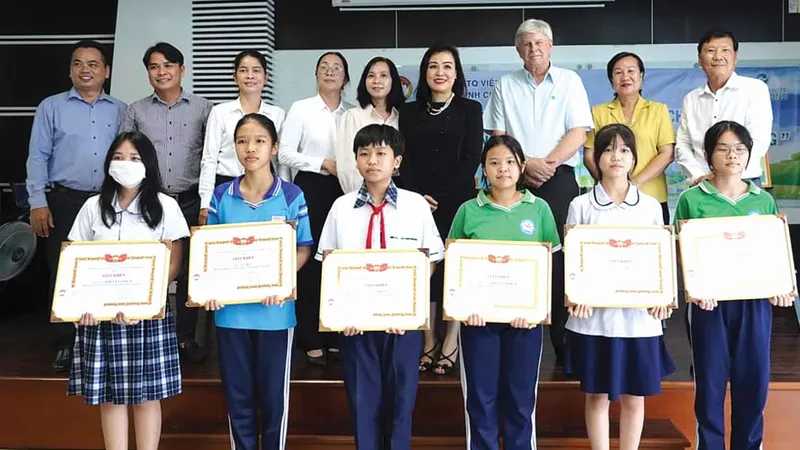 Sôi nổi chương trình Thanh Thiếu nhi Bình Chánh với môi trường xanh tại VWS