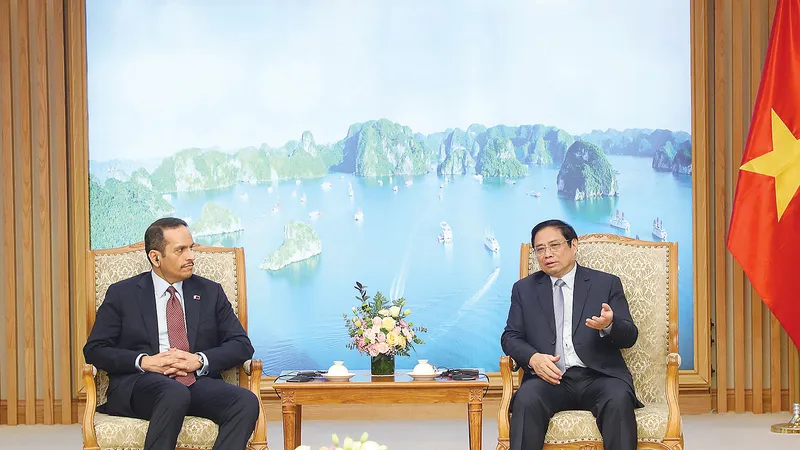 Thủ tướng Phạm Minh Chính tại buổi tiếp Bộ trưởng Bộ Ngoại giao Qatar Sheikh Mohammed bin Abdulrahman Al-Thani. Ảnh: QUANG PHÚC