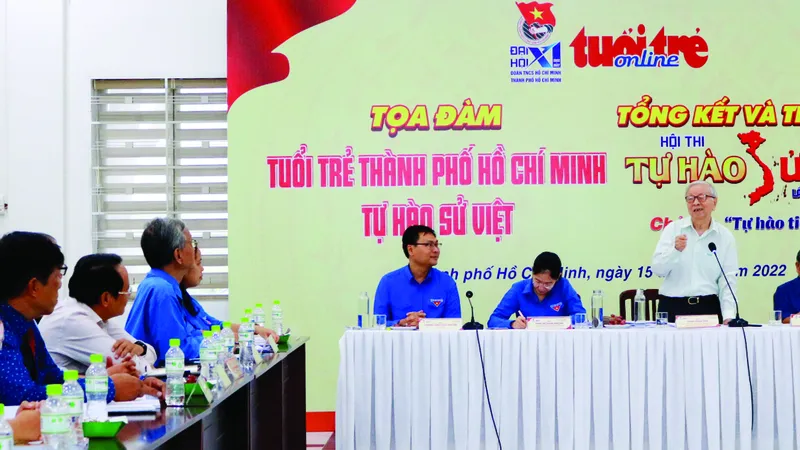 Đồng chí Phạm Chánh Trực phát biểu tại buổi tọa đàm