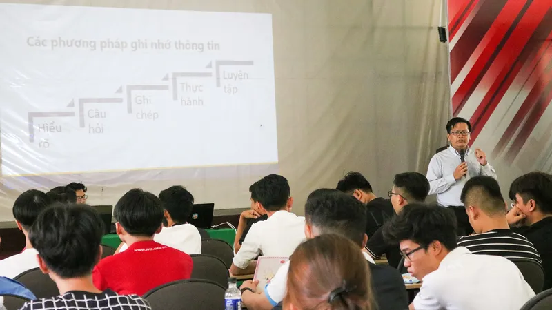 Các lớp dạy kỹ năng miễn phí cho sinh viên được triển khai đa dạng lĩnh vực, ngành nghề