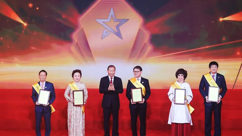 Các doanh nhân tiêu biểu phòng chống dịch Covid-19