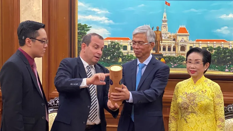 Tăng cường mối quan hệ đặc biệt Việt Nam - Cuba