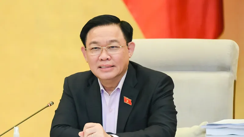 Chủ tịch Quốc hội Vương Đình Huệ phát biểu tại phiên họp
