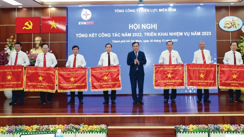 EVNSPC tổ chức hội nghị tổng kết công tác SXKD năm 2022 và triển khai nhiệm vụ năm 2023