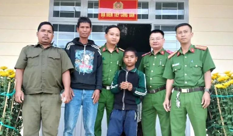 Đinh Thên được tìm thấy, đưa về công an xã chăm sóc
