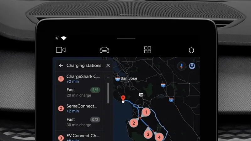 Ứng dụng trên Android Automotive hiển thị các trạm sạc EV tại California, Mỹ