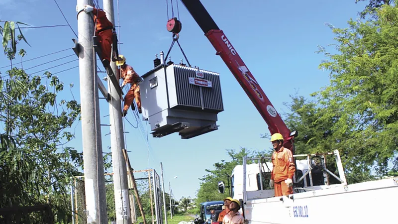 EVNSPC chủ động thực hiện giải pháp để đảm bảo cung ứng điện tại các tỉnh phía Nam