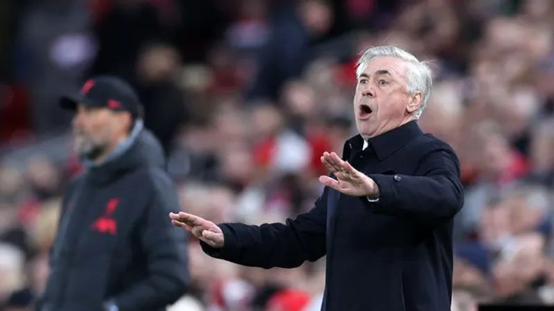 HLV Ancelotti vẫn cảnh báo các cầu thủ luôn thận trọng ở trận lượt về