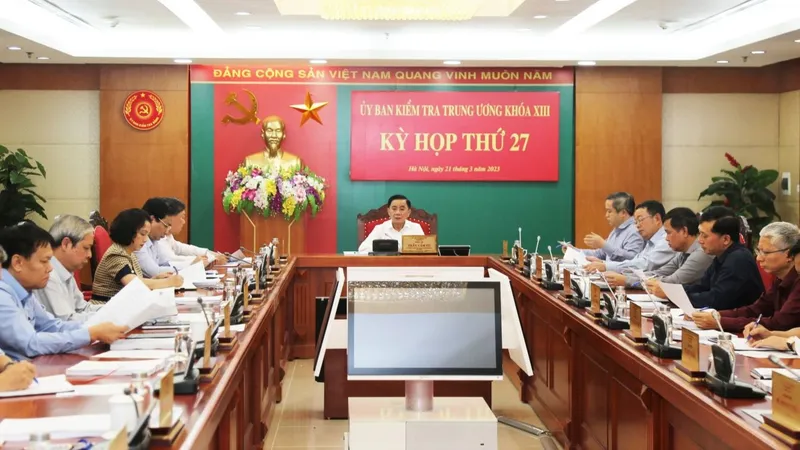 Cảnh cáo Ban Cán sự đảng UBND tỉnh Đồng Nai và đề nghị Bộ Chính trị kỷ luật Ban Thường vụ Tỉnh ủy Đồng Nai