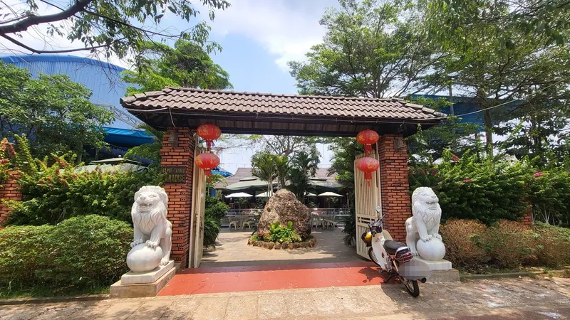 Quán cà phê xây dựng trên đất cấp phép xây nhà trưng bày văn hóa