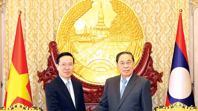 Tình cảm gắn bó, thân thiết Việt - Lào luôn sâu đậm 