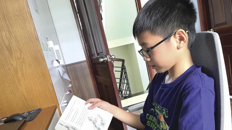 Kiến thức mở rộng, tiếng Anh chuẩn đã giúp Bùi Trọng Nguyên có nền tảng tốt và trở thành thí sinh có điểm thi Toán cao nhất thế giới trong kỳ thi