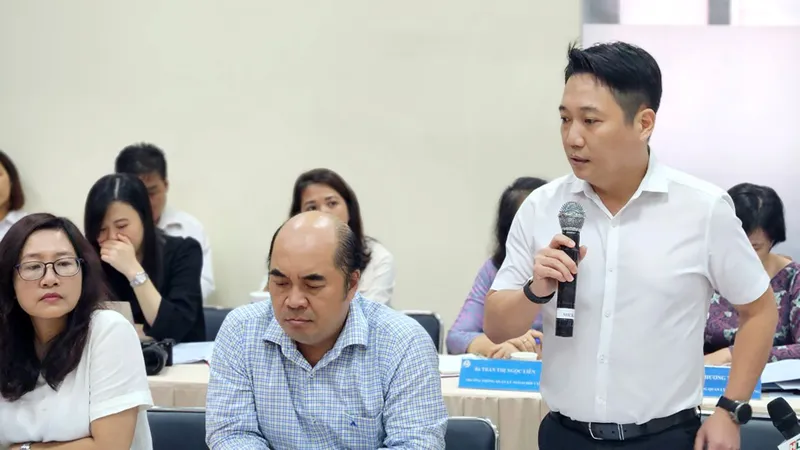 Cải thiện thủ tục, thu hút kiều hối về TPHCM