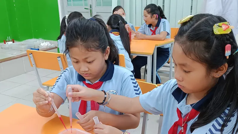 Thí điểm dạy tích hợp các môn Khoa học, Công nghệ, Kỹ thuật và Toán: Đòi hỏi sự chủ động, linh hoạt của giáo viên