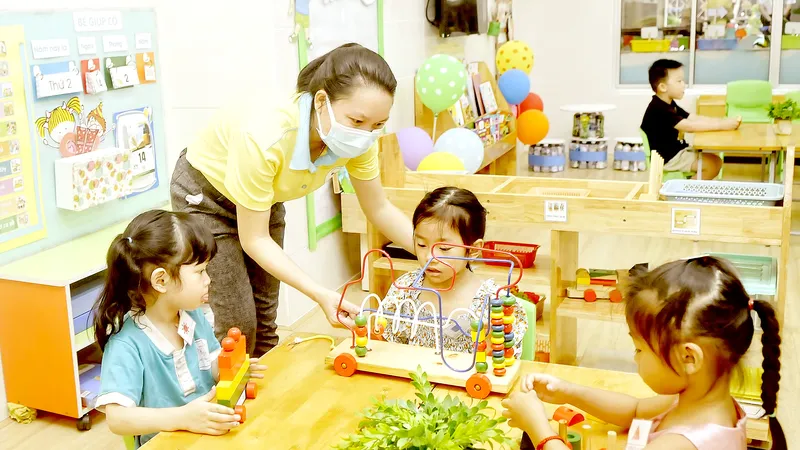 Bộ trưởng Bộ GD-ĐT Nguyễn Kim Sơn: Tạo thuận lợi, bớt căng thẳng cho giáo viên