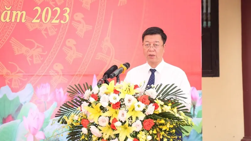 PGS.TS Vũ Trọng Lâm, Giám đốc - Tổng Biên tập Nhà xuất bản Chính trị quốc gia Sự thật phát biểu tại buổi lễ. Ảnh: Báo điện tử Đảng Cộng sản