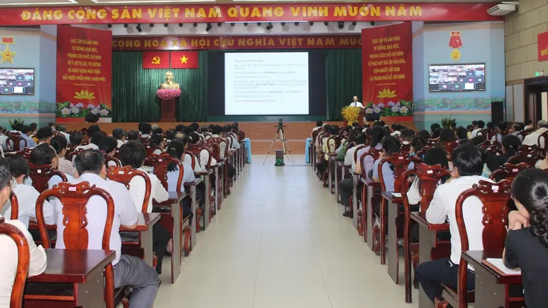 Cấp ủy quyết liệt chỉ đạo triển khai Nghị quyết 98