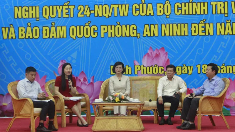 Hội thảo khoa học vùng Đông Nam Bộ về phát triển kinh tế - xã hội và bảo đảm quốc phòng - an ninh 