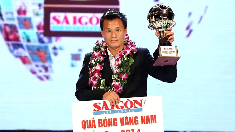 Phạm Thành Lương với kỷ lục 4 Quả bóng vàng. Ảnh: DŨNG PHƯƠNG