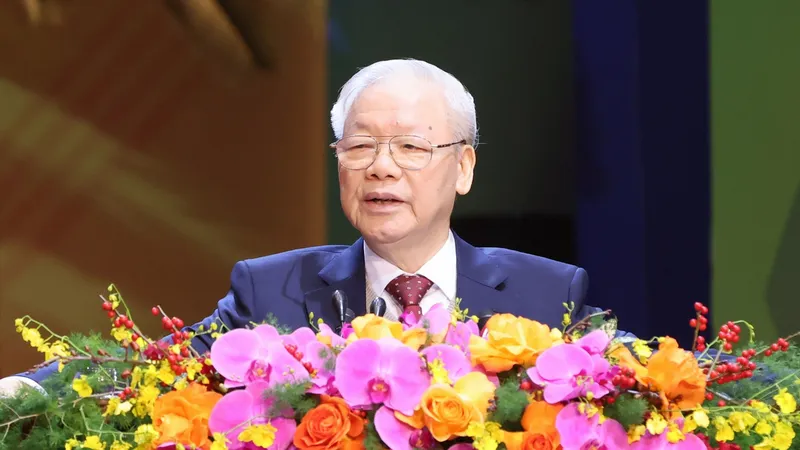 Phát huy truyền thống yêu nước và cách mạng, giai cấp nông dân và Hội Nông dân Việt Nam quyết tâm phấn đấu, hoàn thành xuất sắc mọi nhiệm vụ vẻ vang của dân tộc trong thời kỳ mới