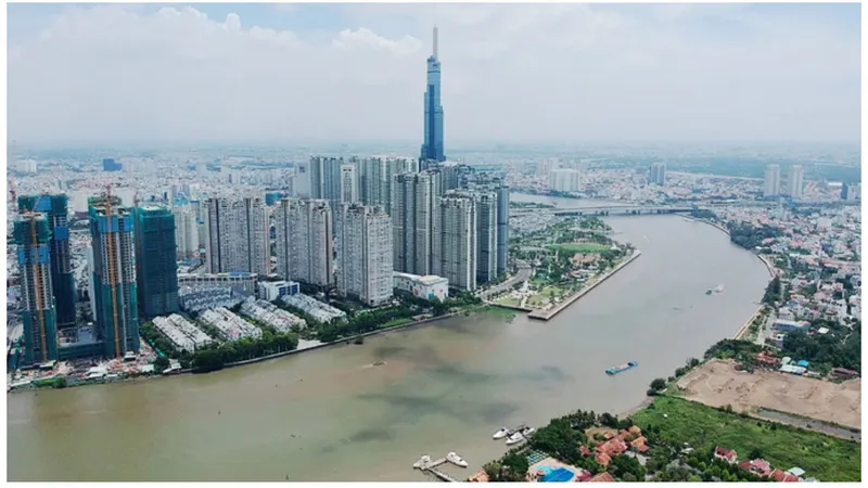 Sông Sài Gòn đoạn chảy qua quận 2 và quận Bình Thạnh. Ảnh: CAO THĂNG