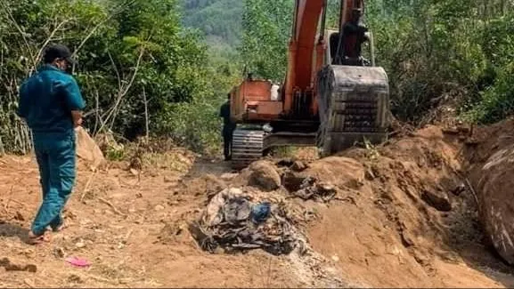 Phú Yên: Phát rẫy làm đường, một người dân phát hiện hài cốt liệt sĩ