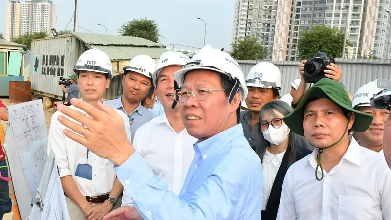 Chủ tịch UBND TPHCM Phan Văn Mãi: Khẩn trương đẩy nhanh tiến độ thi công nút giao thông An Phú