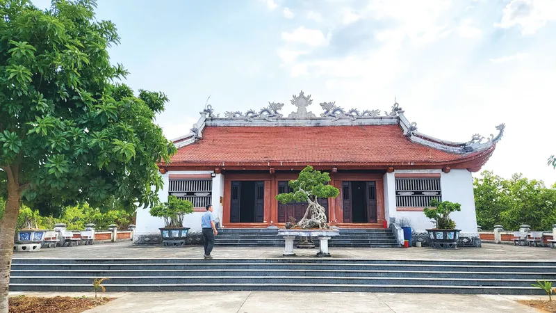 Đền tưởng niệm Anh hùng liệt sĩ Trường Sơn do Báo SGGP xây dựng tại xã Bờ Y