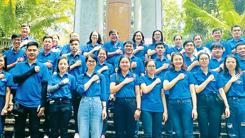 Tuổi trẻ Báo SGGP tiếp nối để trưởng thành