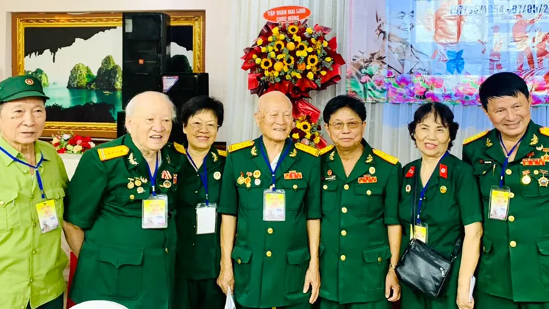Cuộc hội ngộ lịch sử