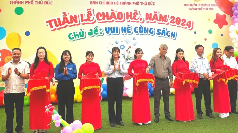 Vui hè cùng sách tại Đường sách TP Thủ Đức