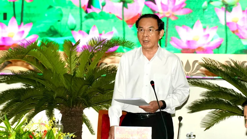 Bí thư Thành ủy TPHCM Nguyễn Văn Nên chủ trì phiên họp Đảng ủy Quân sự TPHCM