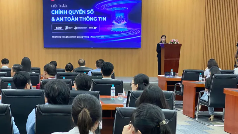 Phát triển chính quyền số và đảm bảo an toàn thông tin mạng