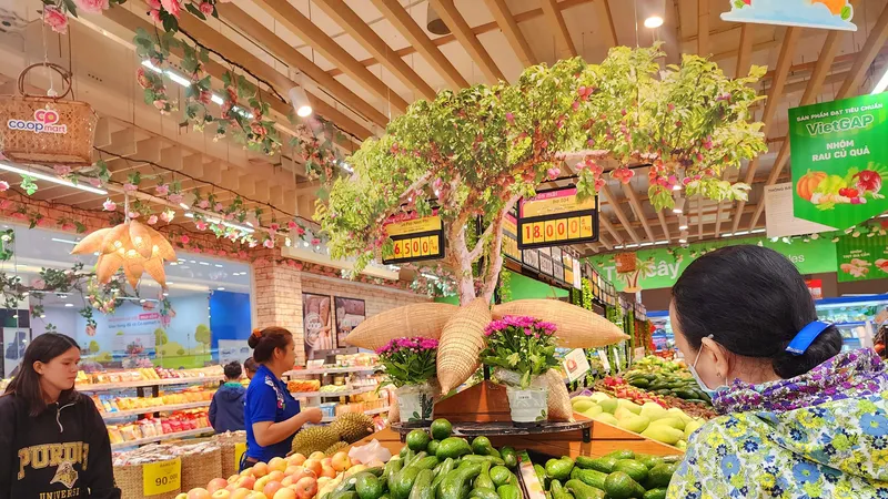 Saigon Co.op giảm giá mạnh hàng ngàn sản phẩm để kích cầu mua sắm