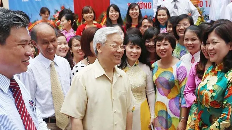 Định hình chiến lược phát triển toàn diện, bền vững cho đất nước