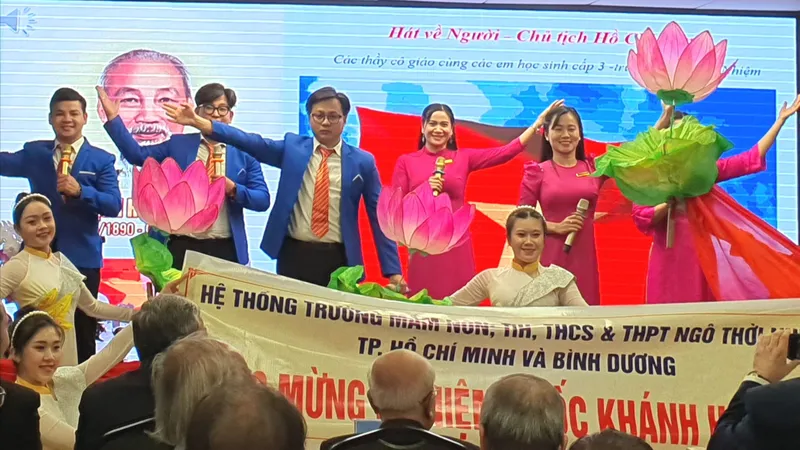  TPHCM họp mặt kỷ niệm Quốc khánh Hungary và Indonesia 