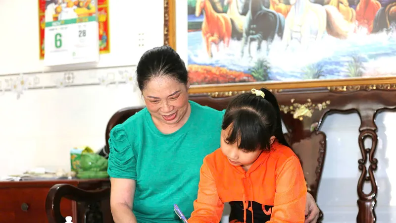 Con tôi là thần đồng