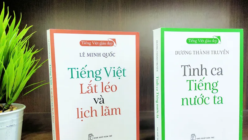 Hai tình yêu dành cho tiếng Việt