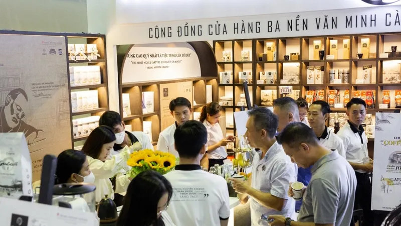 Mỗi tháng có 20 cửa hàng Trung Nguyên E-Coffee mở mới