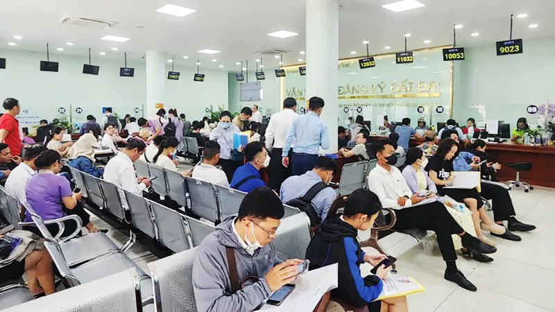 TPHCM ngày đầu áp dụng bảng giá đất mới: Lượng hồ sơ nhà đất ở nhiều quận huyện giảm