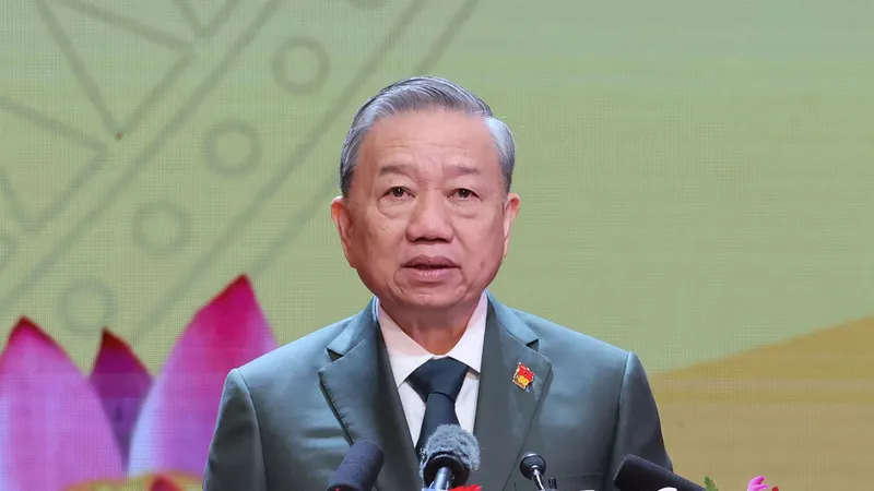Tổng Bí thư Tô Lâm đọc diễn văn tại Lễ kỷ niệm 80 năm Ngày thành lập Quân đội nhân dân Việt Nam và 35 năm Ngày hội Quốc phòng toàn dân