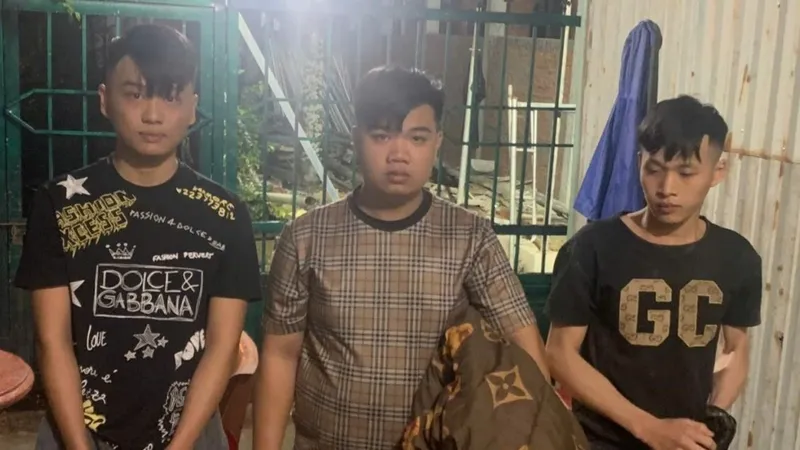 Các đối tượng Quân, Tịnh, Phát. Ảnh: CACC