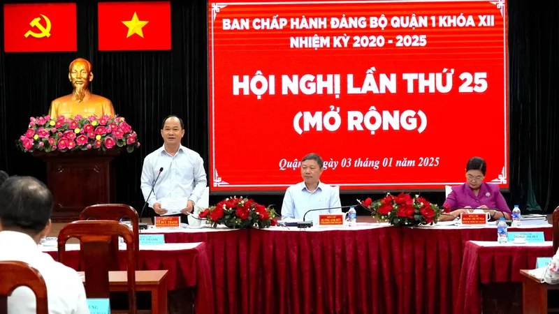 Bí thư Quận ủy quận 1: mỗi đảng viên phải chấn chỉnh tinh thần, thái độ làm việc