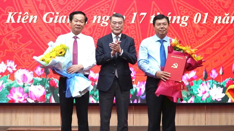 Điều động Bí thư Tỉnh ủy Cà Mau Nguyễn Tiến Hải giữ chức Bí thư Tỉnh ủy Kiên Giang