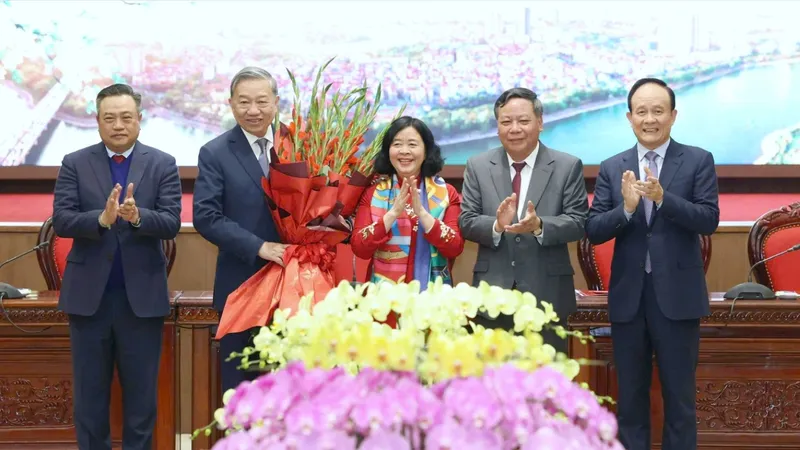 Tổng Bí thư Tô Lâm đề nghị TP Hà Nội tiếp tục gương mẫu đi đầu trong sắp xếp bộ máy