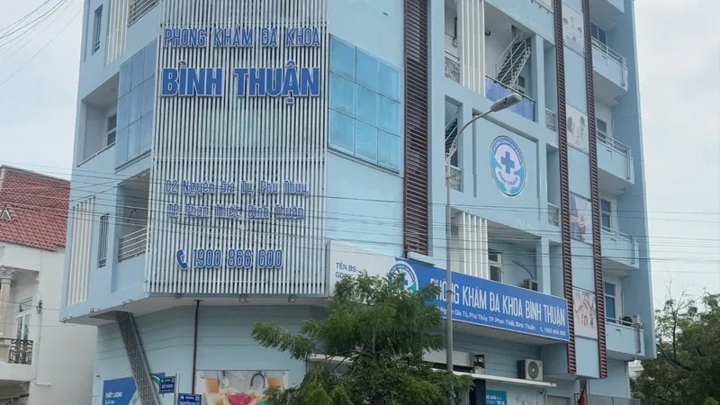 Thanh tra Sở Y tế Bình Thuận làm việc với phòng khám bị "tố" cắt bao quy đầu với giá "trên trời"